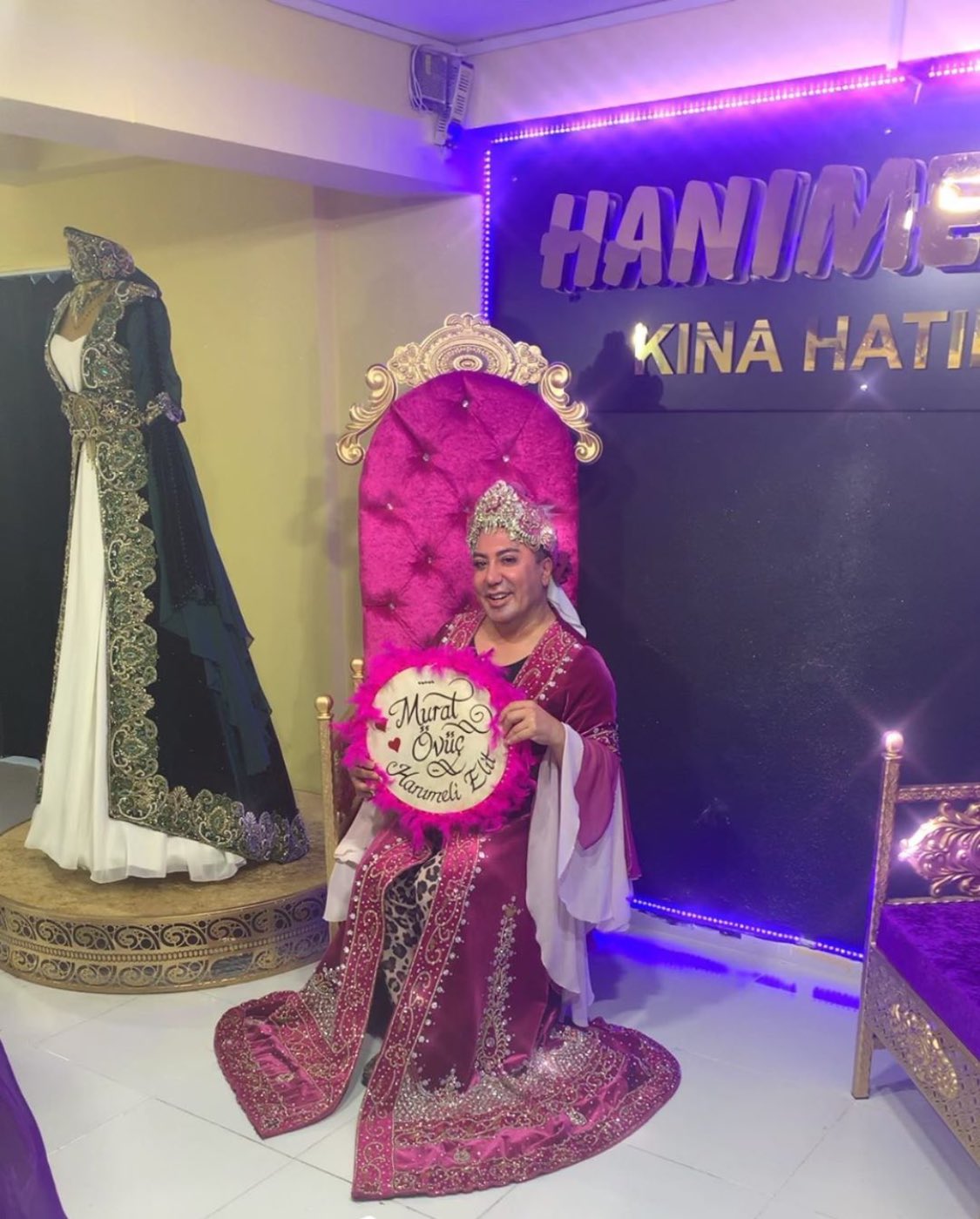 gençlere lgbt fenomen tuzğı_cd86e06694cf489962237a072ad10e4f.jpg